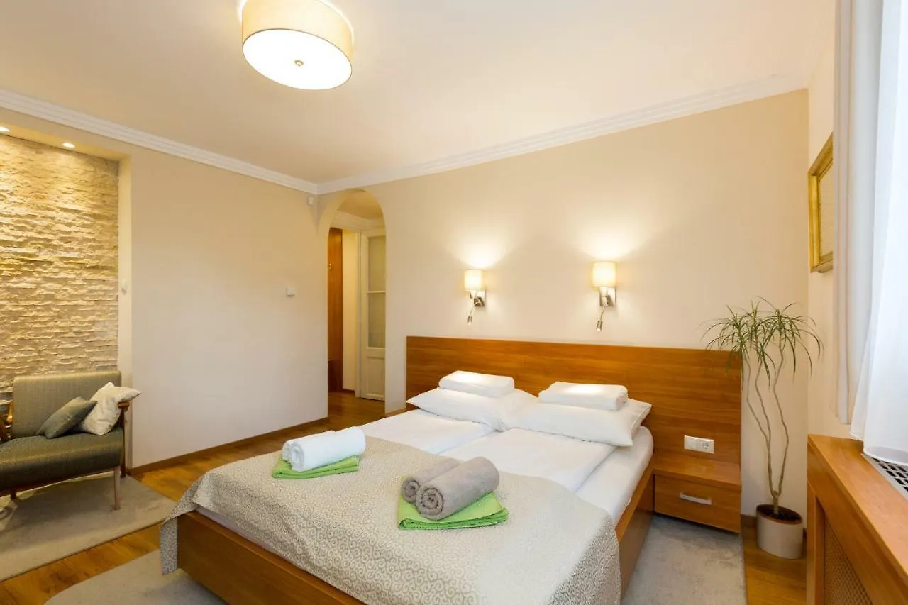 Citypark Villa Flat Budapest 0*,