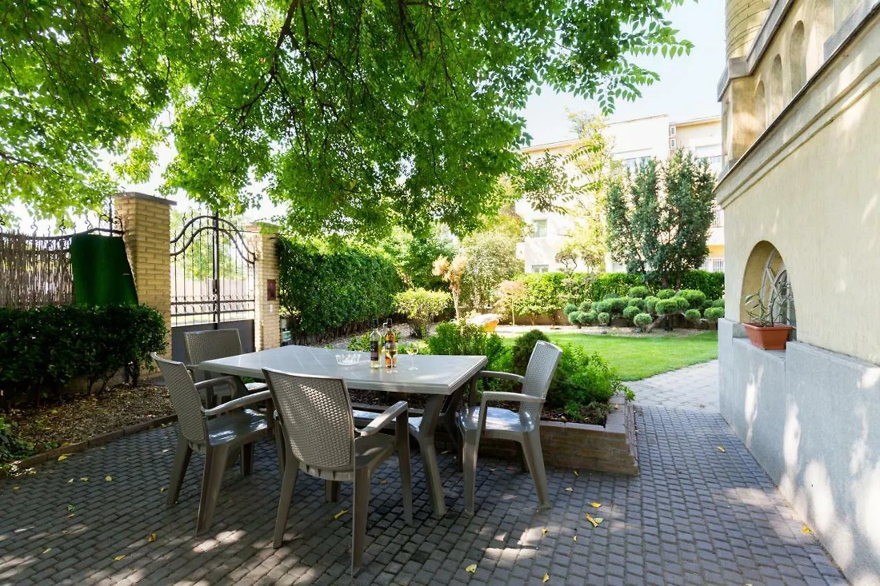 Apartment Citypark Villa Flat Budapest